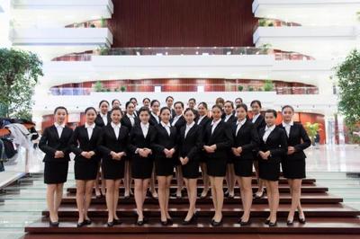 學(xué)院禮儀隊(duì)圓滿完成全球第十屆孔子學(xué)院大會(huì)倉(cāng)儲(chǔ)服務(wù)禮儀工作